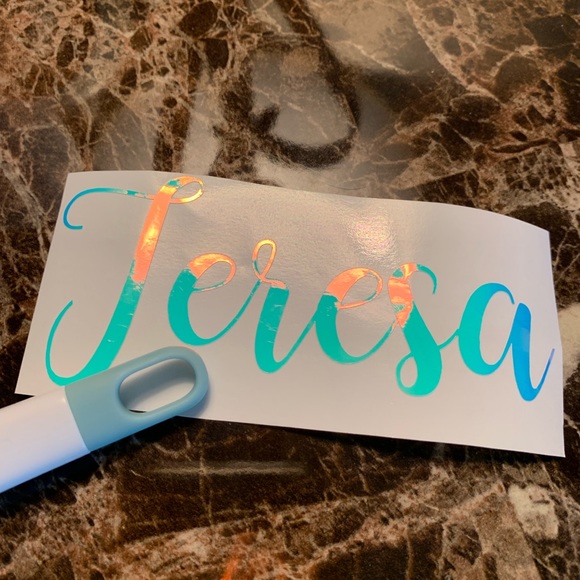 Fun! Hologram First Name Teresa Decorate Yeti ! - Picture 3 of 6